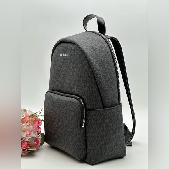 MICHAEL KORS Black Signature Large Backpack - Picture 5 of 14